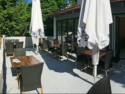 Foto: Restaurant Kurcaf&amp;eacute; Neumair